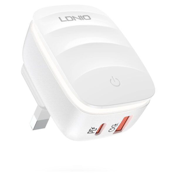 شارژ دیواری فست شارژ الدینو LDNIO A2425C توان 20 وات همراه کابل