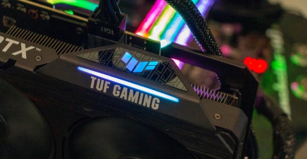 کارت گرافیک ایسوس مدل TUF RTX 3060 O12G GAMING حافظه 12 گیگابایت 5 نمای نورپردازی RGB کارت گرافیک RTX 3060
